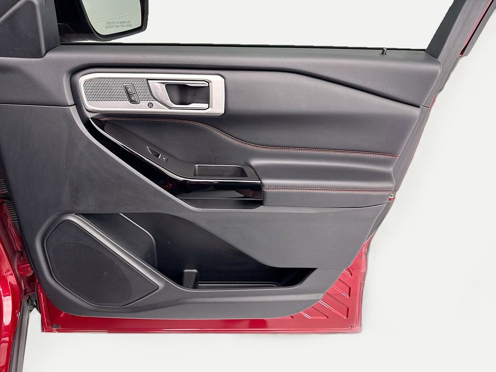Used 2022 Ford Explorer ST-Line image 24