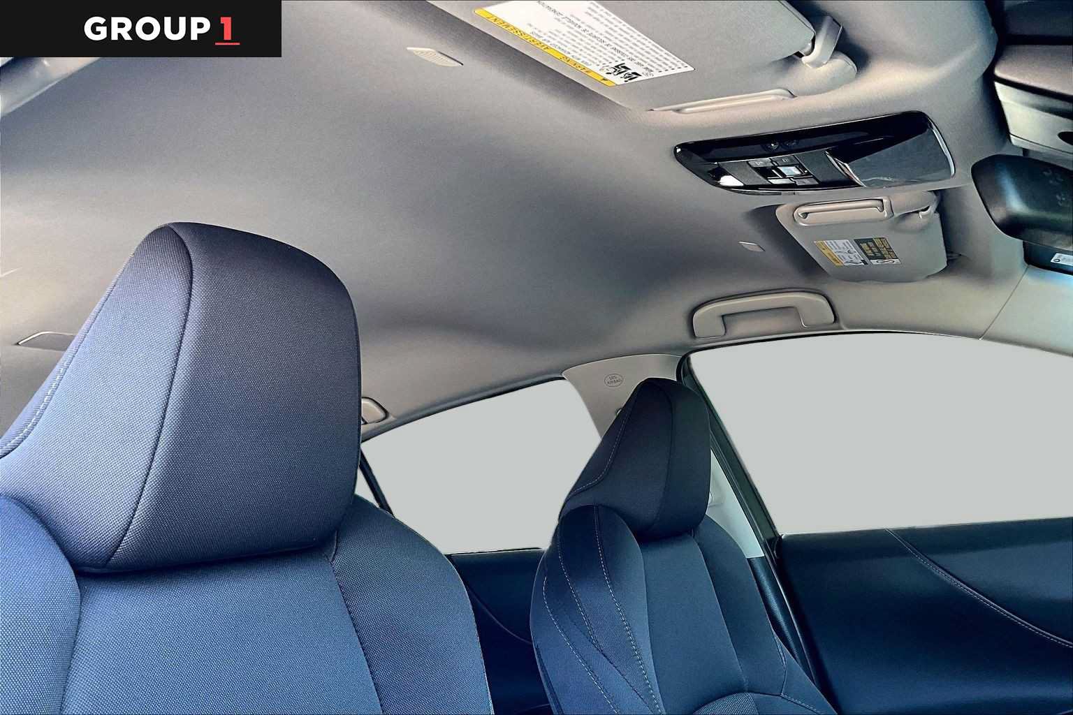 Used 2023 Toyota Venza LE AWD/4WD image 13