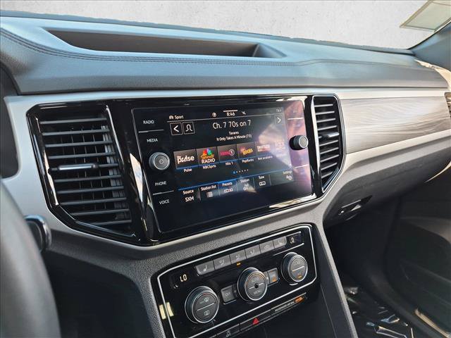 Used 2022 Volkswagen Atlas Cross Sport SE AWD/4WD image 20