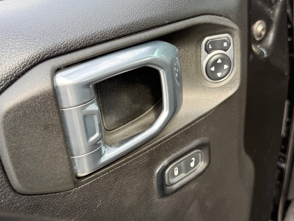 Used 2021 Jeep Gladiator Sport AWD/4WD image 15