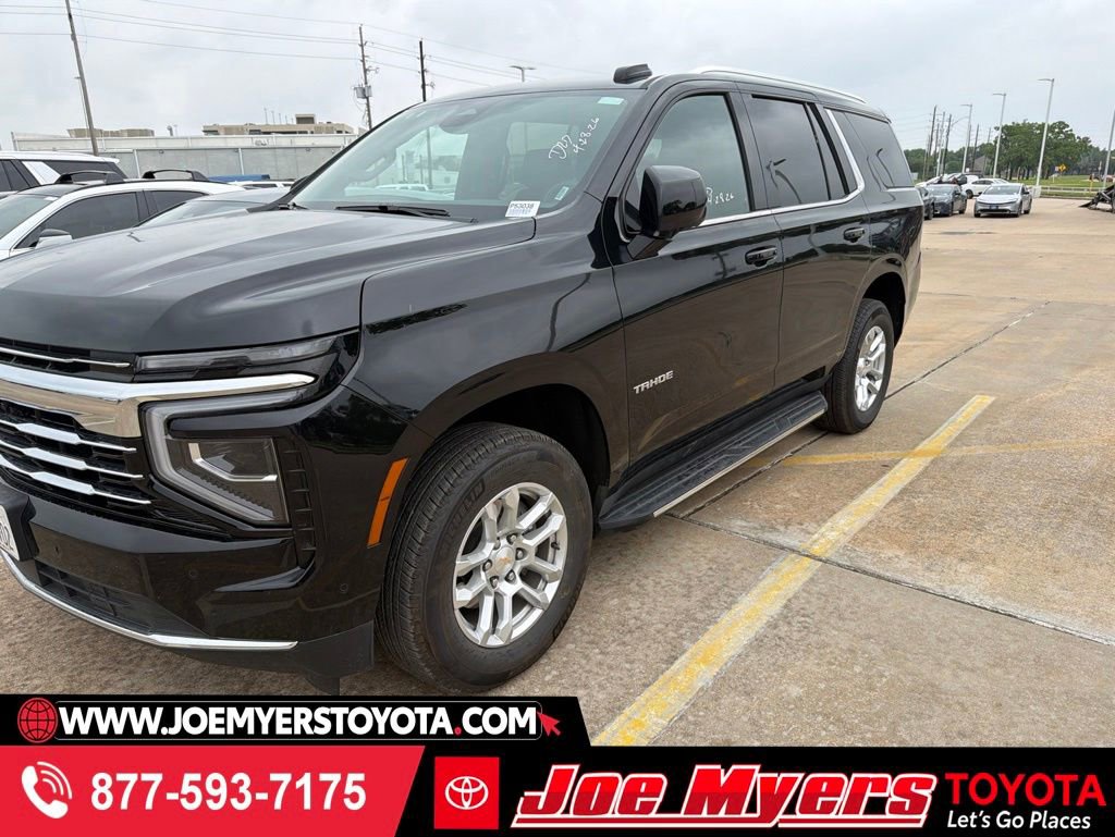 Used 2025 Chevrolet Tahoe LT AWD/4WD image 1