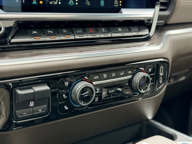 Certified 2023 Chevrolet Silverado 1500 LTZ w/ LTZ Convenience Package II image 17