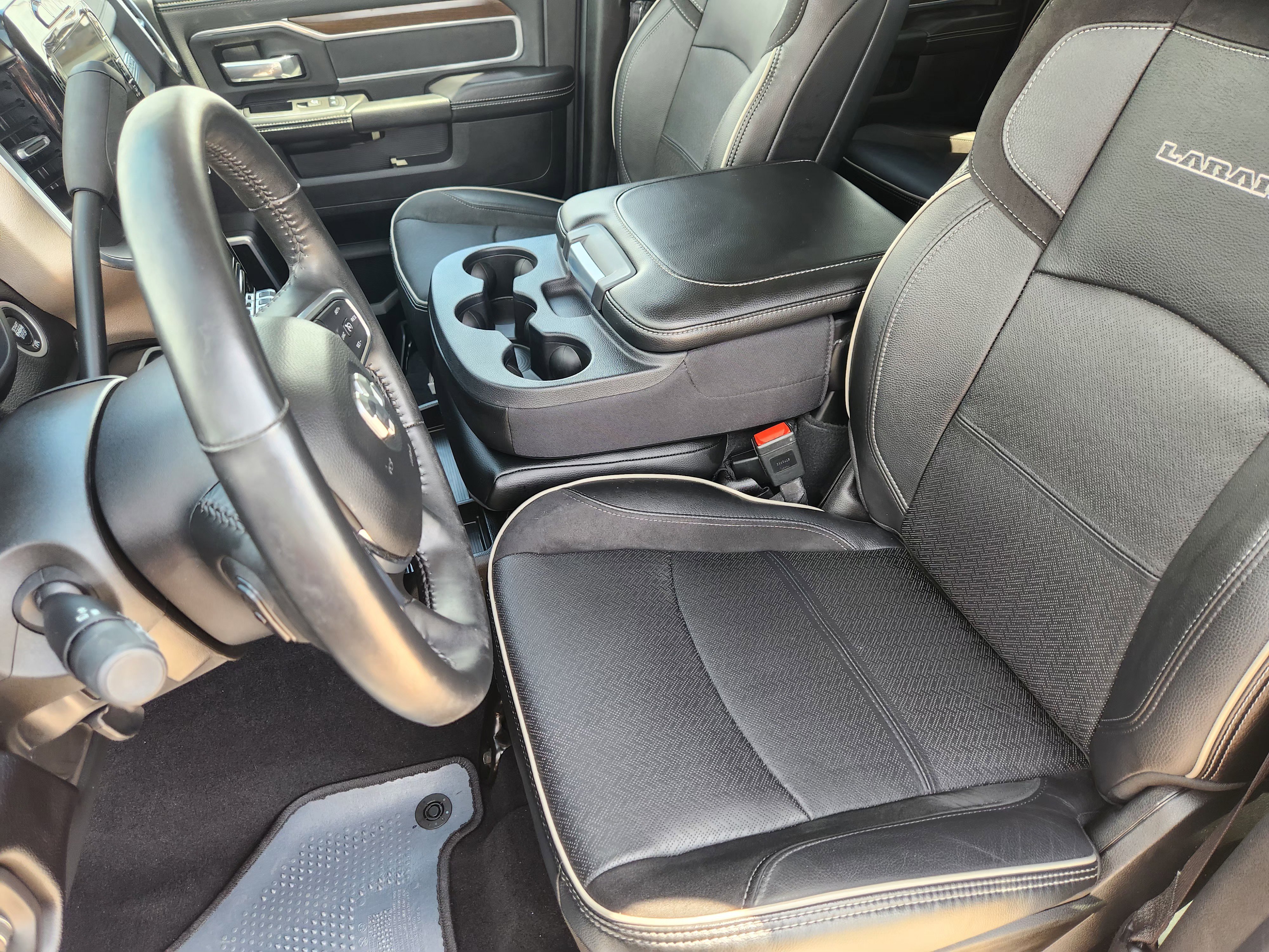Used 2024 RAM 2500 Laramie AWD/4WD image 15