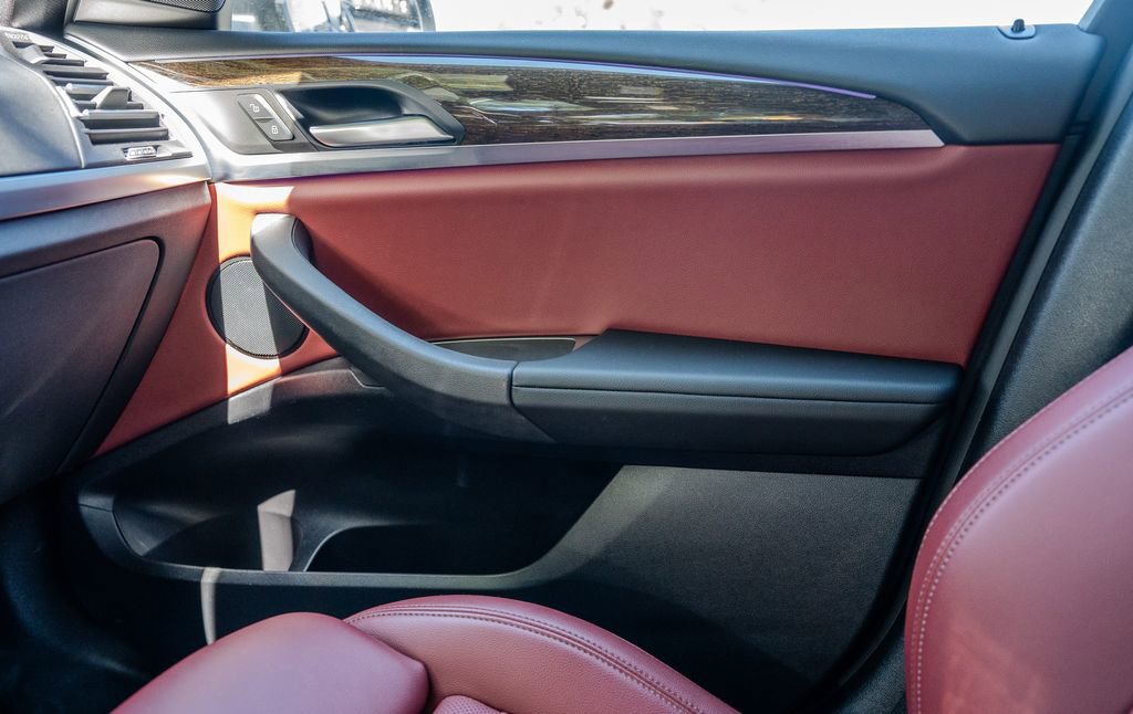 Used 2023 BMW X3 sDrive30i w/ Premium Package image 13