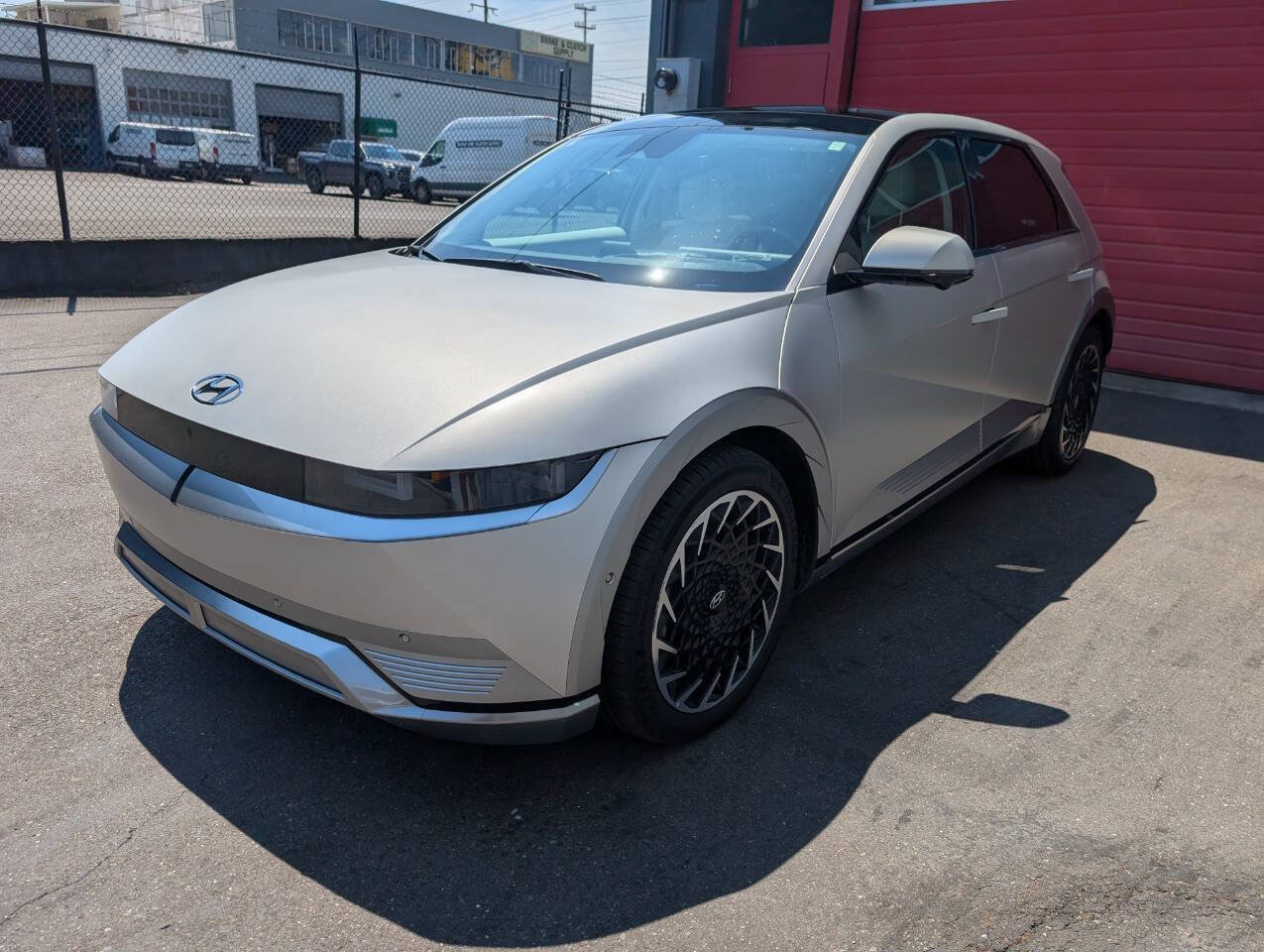 Used 2024 Hyundai Ioniq 5 Limited AWD/4WD image 6