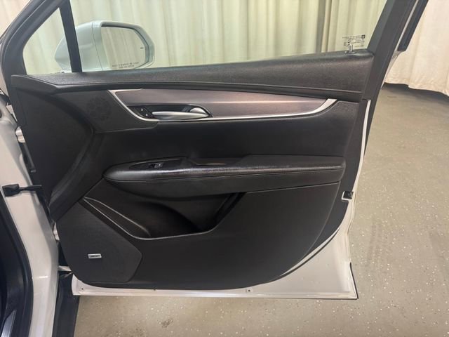 Used 2019 Cadillac XT5 Luxury image 41