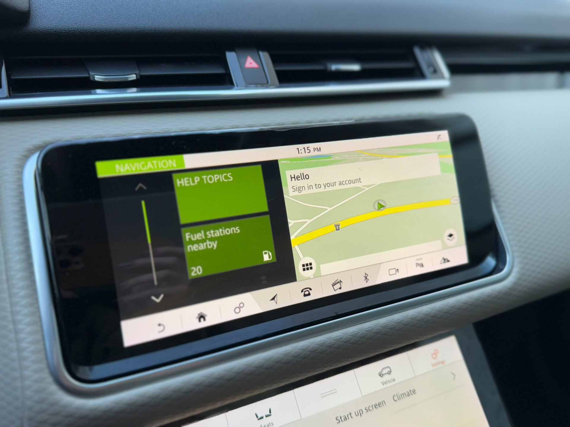 Used 2018 Land Rover Range Rover Velar R-Dynamic SE image 22