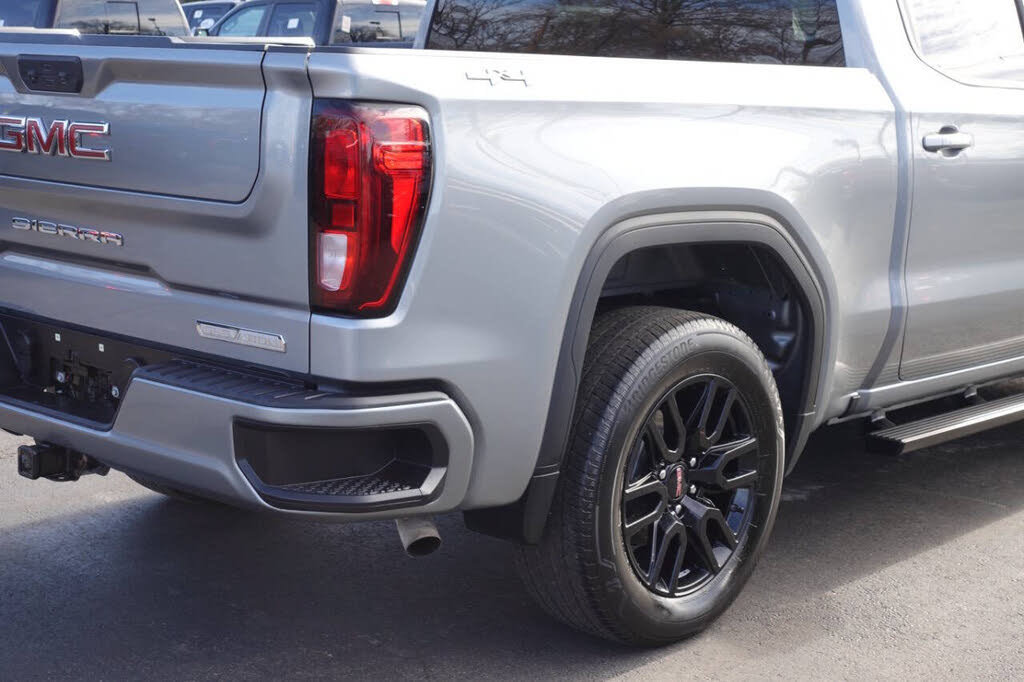 Used 2023 GMC Sierra 1500 Elevation AWD/4WD image 11