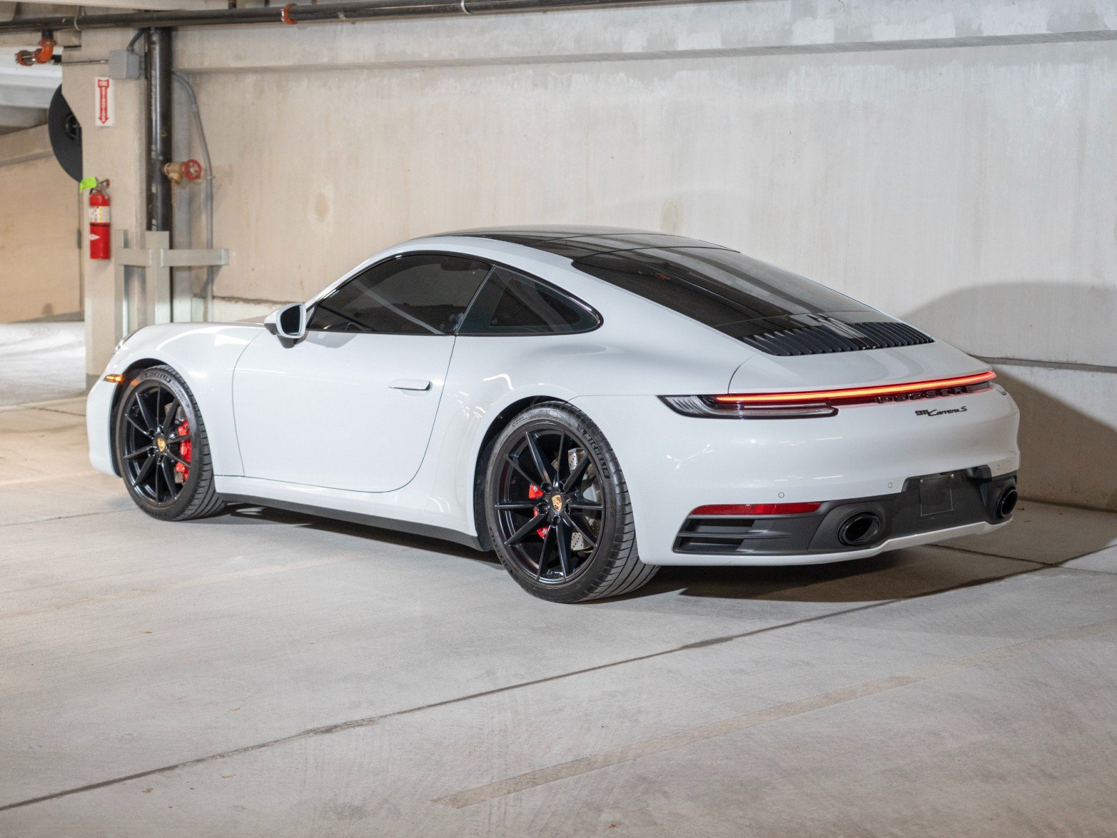 Certified 2023 Porsche 911 Carrera S RWD image 3