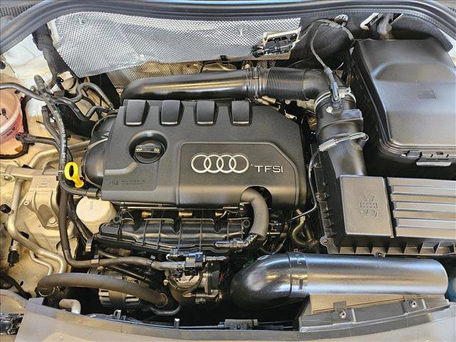 Used 2018 Audi Q3 2.0T Premium Plus w/ Premium Plus Package AWD/4WD image 28