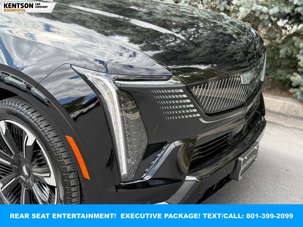 Used 2025 Cadillac Escalade IQ Sport 2 AWD/4WD image 14