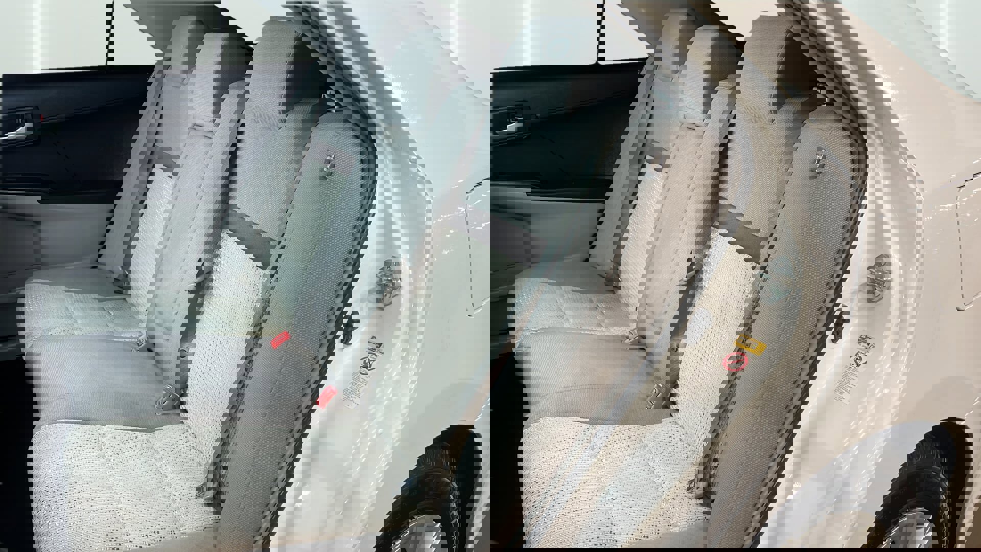 Used 2014 Toyota Camry L FWD image 33