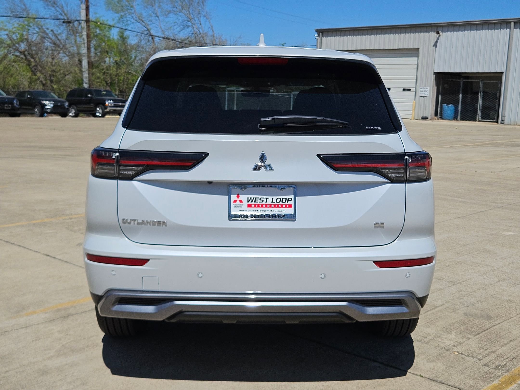 New 2026 Mitsubishi Outlander SE AWD/4WD image 4