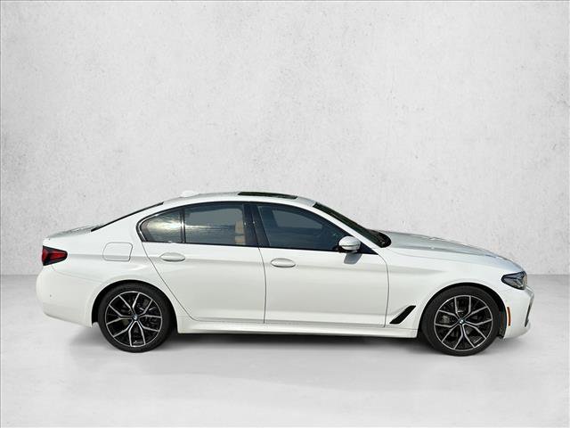 Used 2021 BMW 540i xDrive w/ M Sport Package AWD/4WD image 4