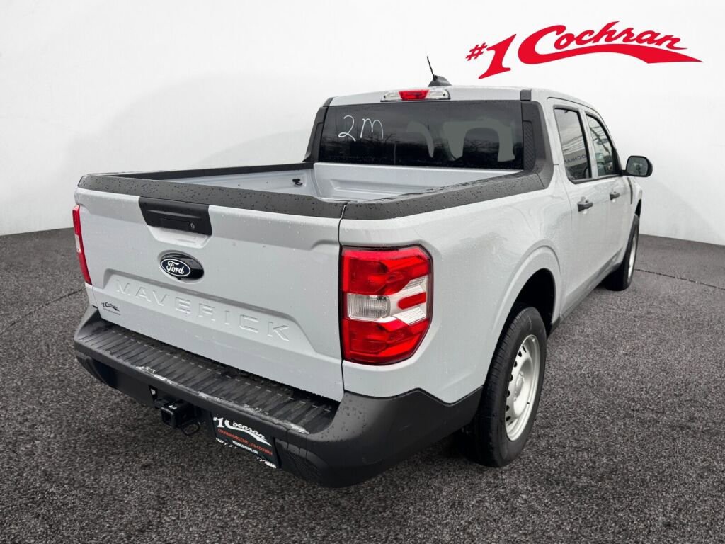 New 2025 Ford Maverick XL image 7