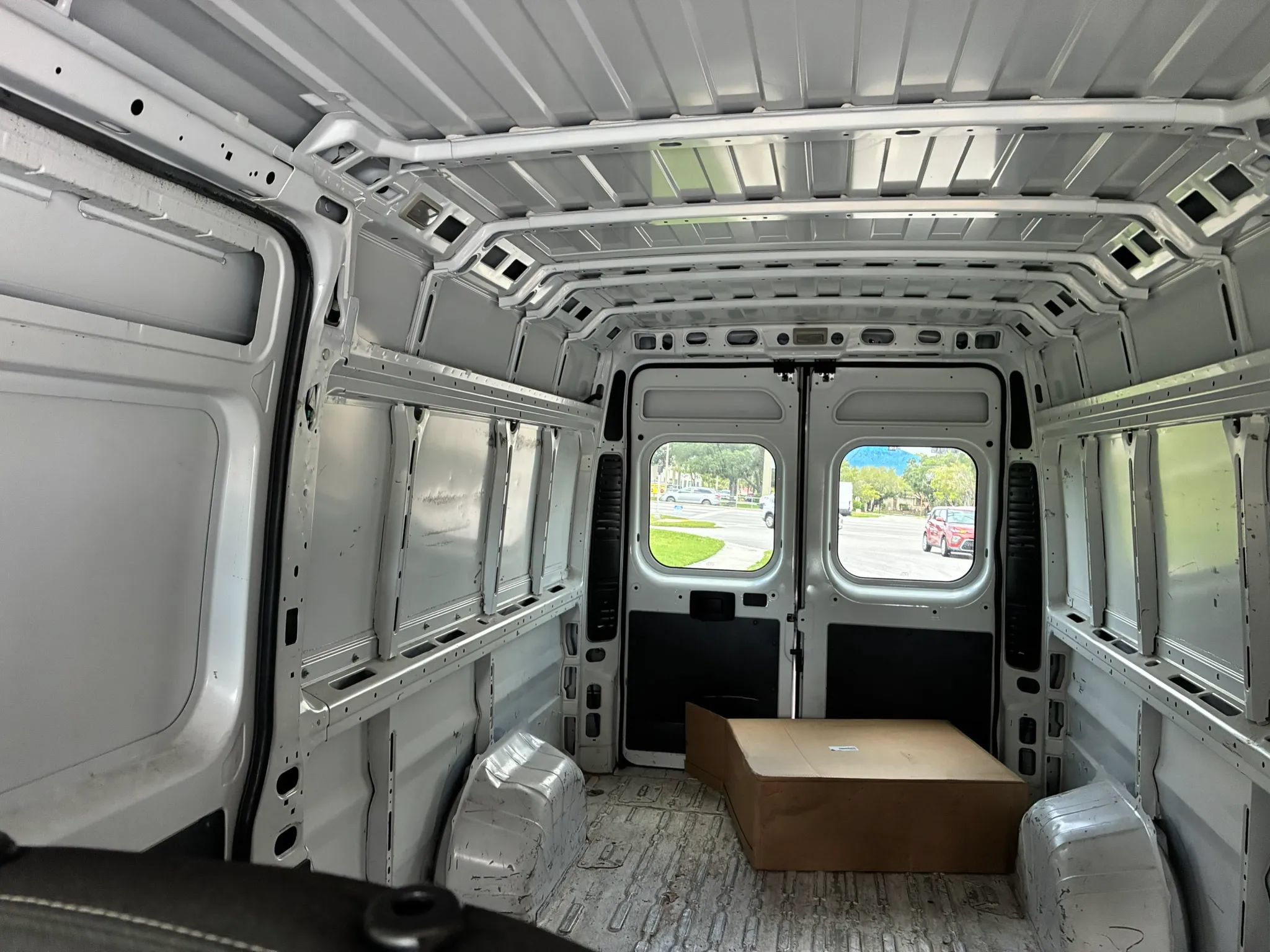 Used 2015 RAM ProMaster 3500 w/ Mopar Trailer Tow Group FWD image 16