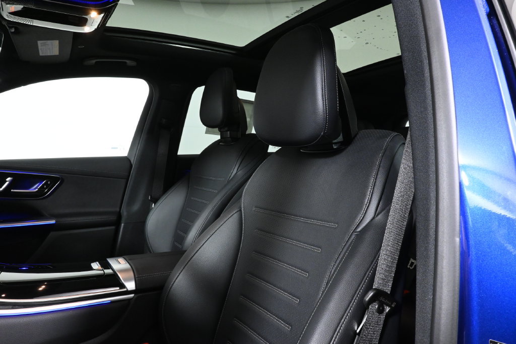 Certified 2026 Mercedes-Benz GLC 300 4MATIC image 16