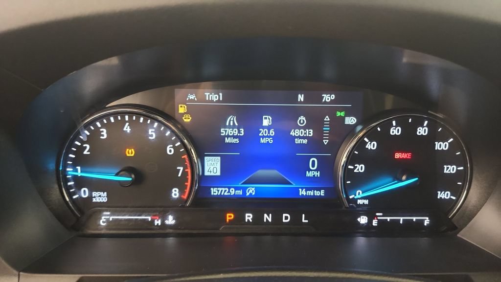 Used 2024 Ford Explorer XLT w/ Equipment Group 202A AWD/4WD image 12
