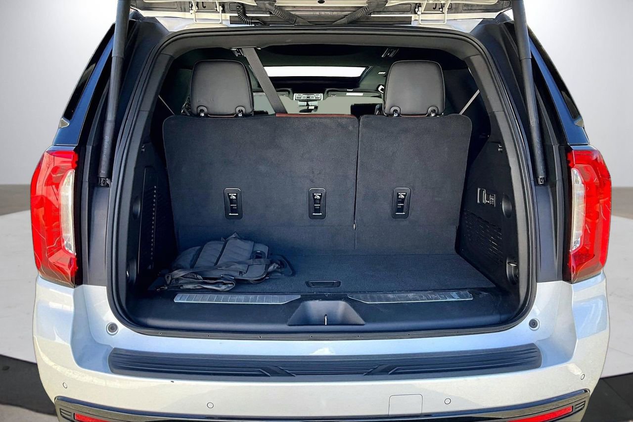 Used 2023 GMC Yukon Denali Ultimate image 27