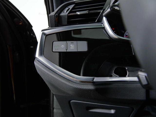 Used 2024 Audi Q3 2.0T Premium Plus image 23