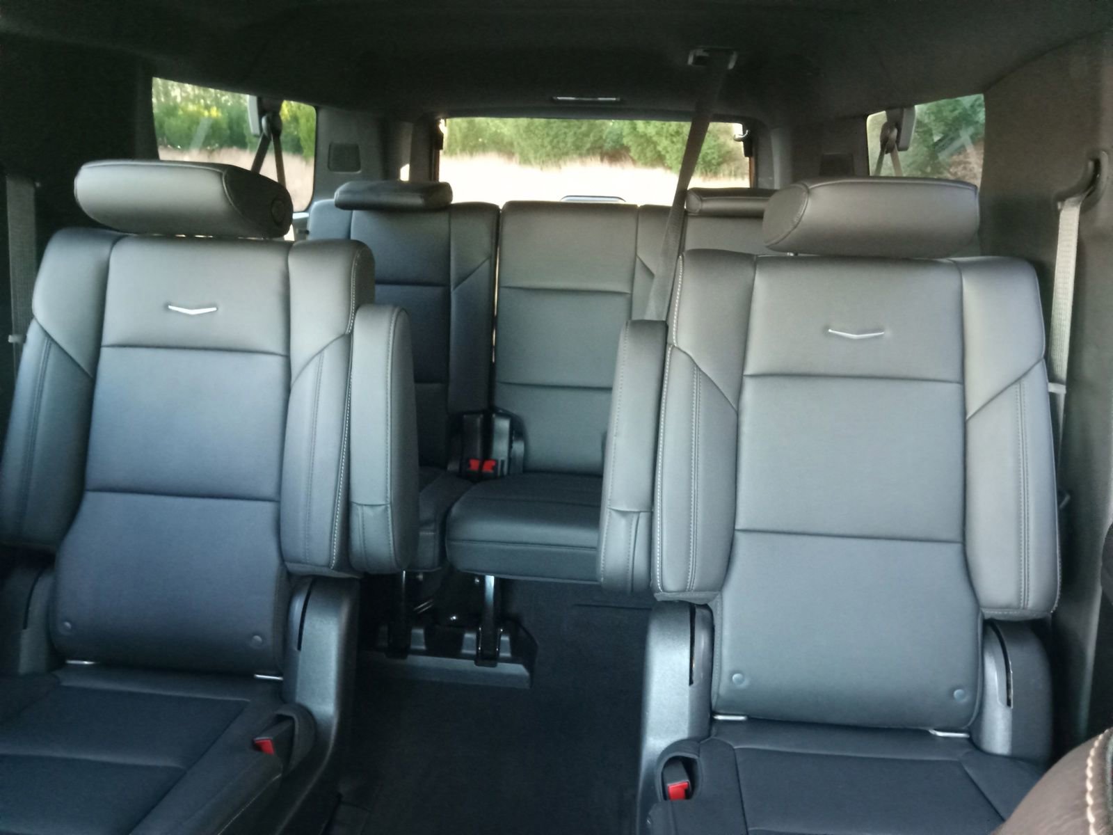 Used 2021 Cadillac Escalade ESV Luxury image 20