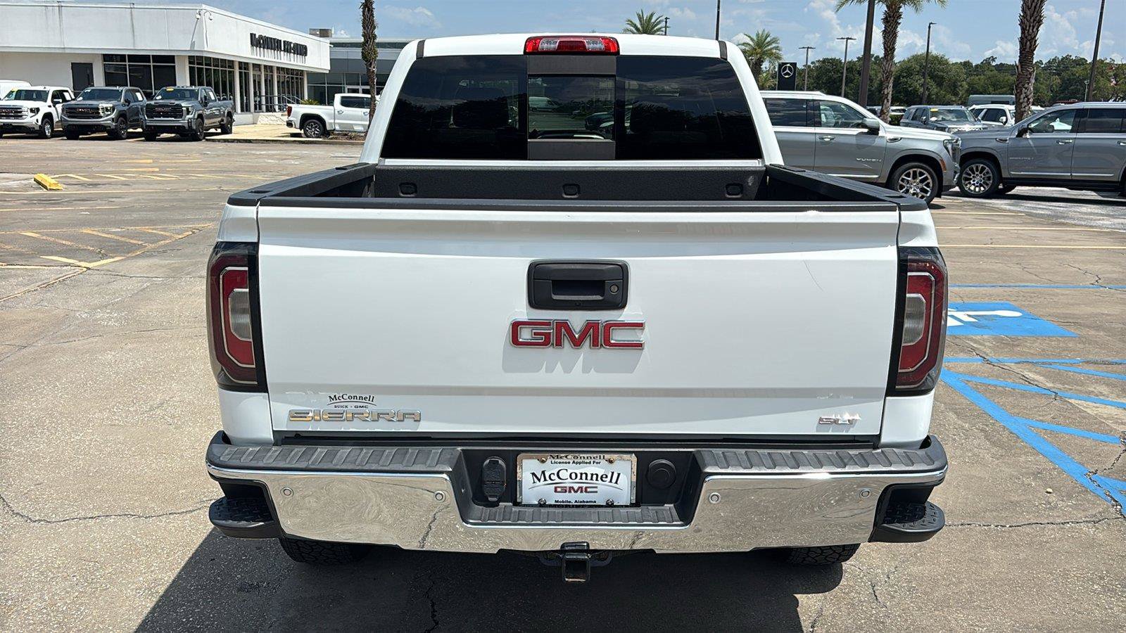 Certified 2018 GMC Sierra 1500 SLT AWD/4WD image 6