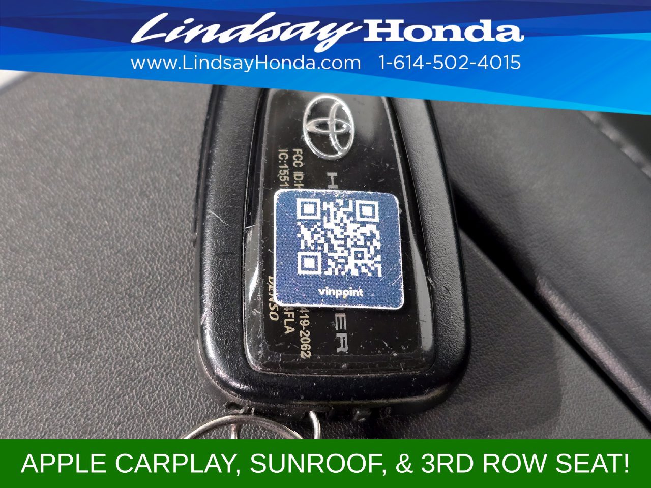 Used 2022 Toyota Highlander XLE AWD/4WD image 22