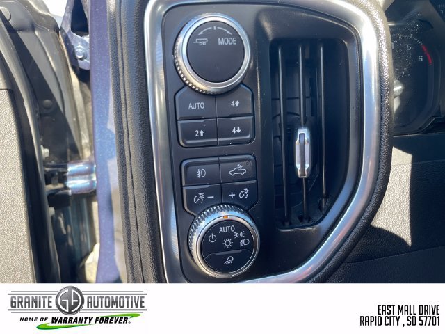 Used 2022 GMC Sierra 1500 SLT w/ SLT Premium Package AWD/4WD image 28