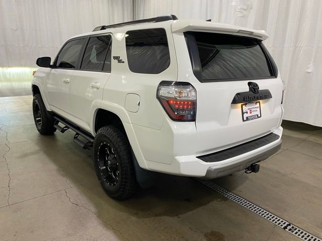 Certified 2022 Toyota 4Runner TRD Off-Road Premium image 6