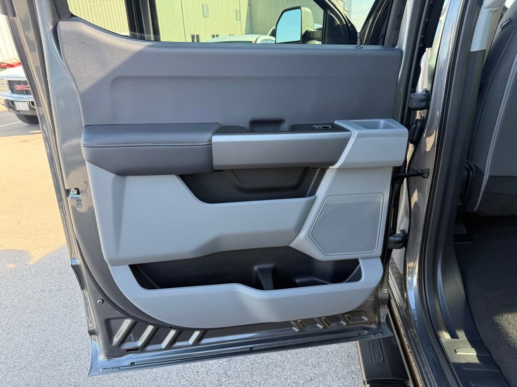 Used 2026 Ford F250 XL w/ STX Appearance Package image 10