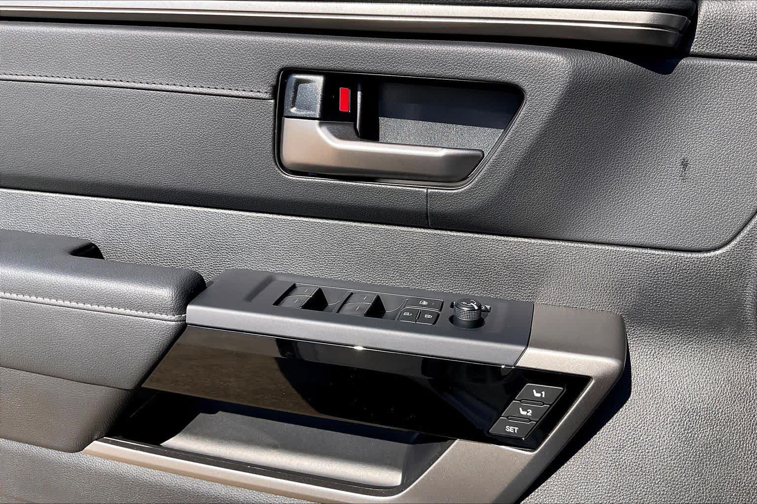 New 2026 Toyota Tundra Limited AWD/4WD image 18