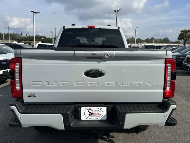 New 2026 Ford F250 Lariat w/ Black Appearance Package image 4