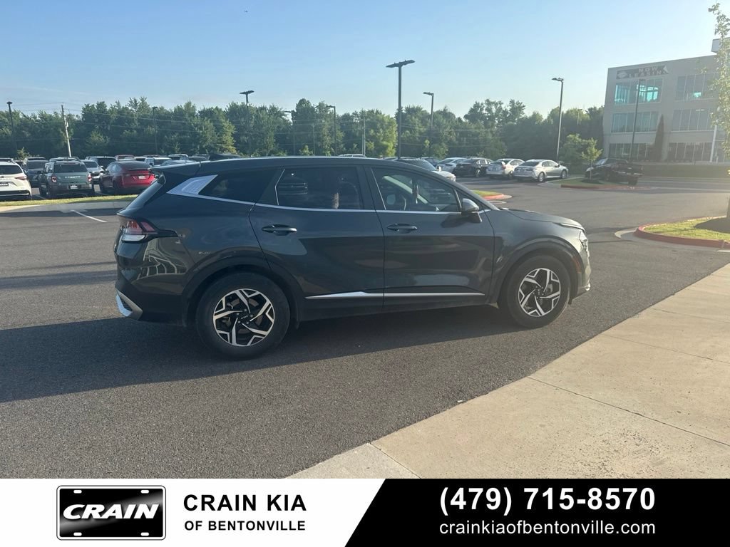 Certified 2024 Kia Sportage LX FWD image 9