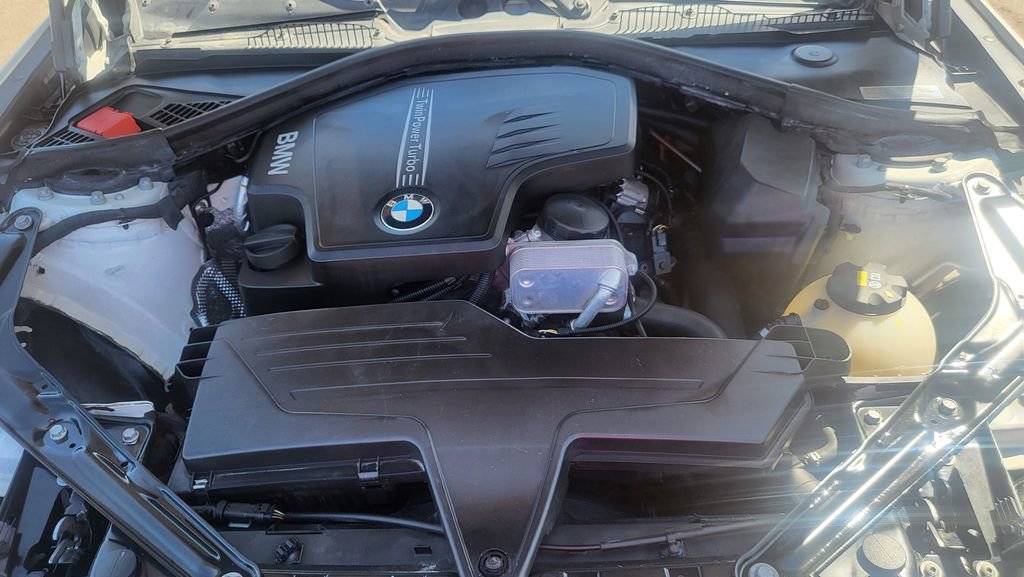 Used 2016 BMW 228i Convertible image 34