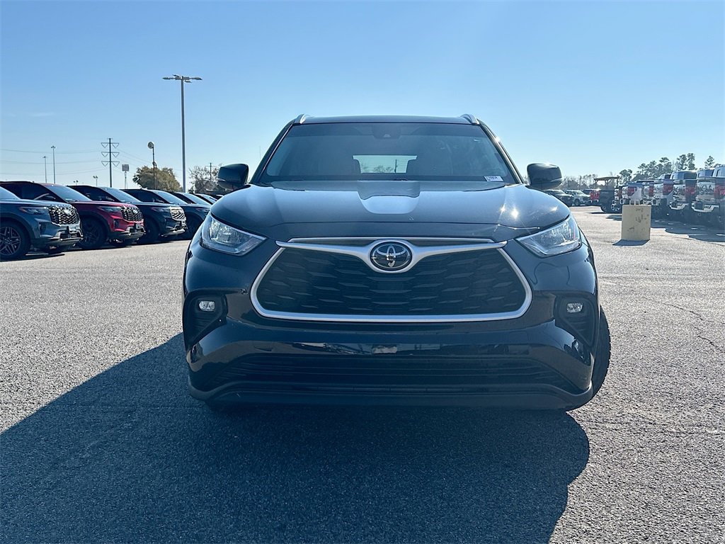 Used 2020 Toyota Highlander XLE image 5