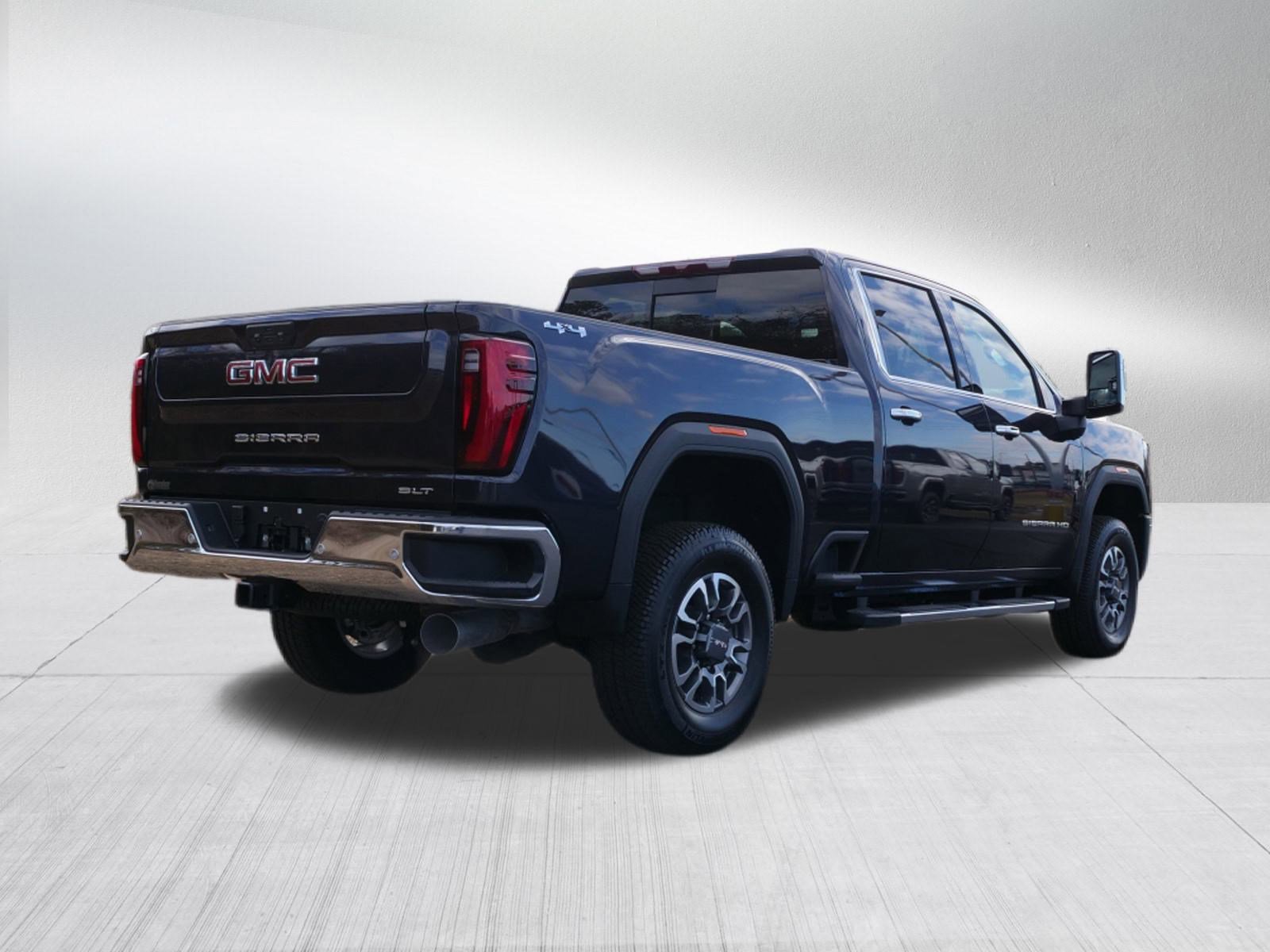 New 2025 GMC Sierra 2500 SLT w/ SLT Convenience Package image 3