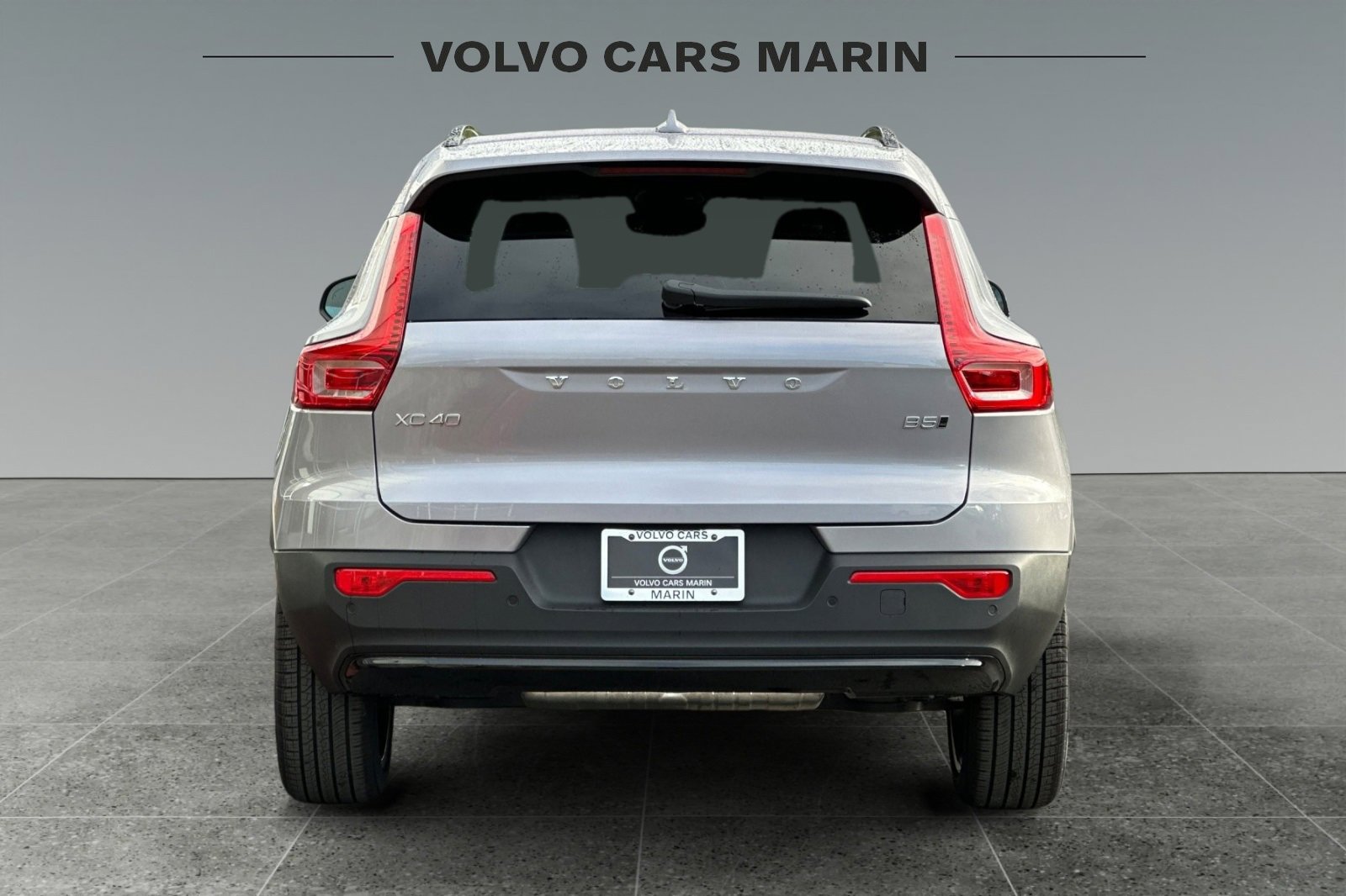 New 2026 Volvo XC40 B5 Plus w/ Climate Package image 7