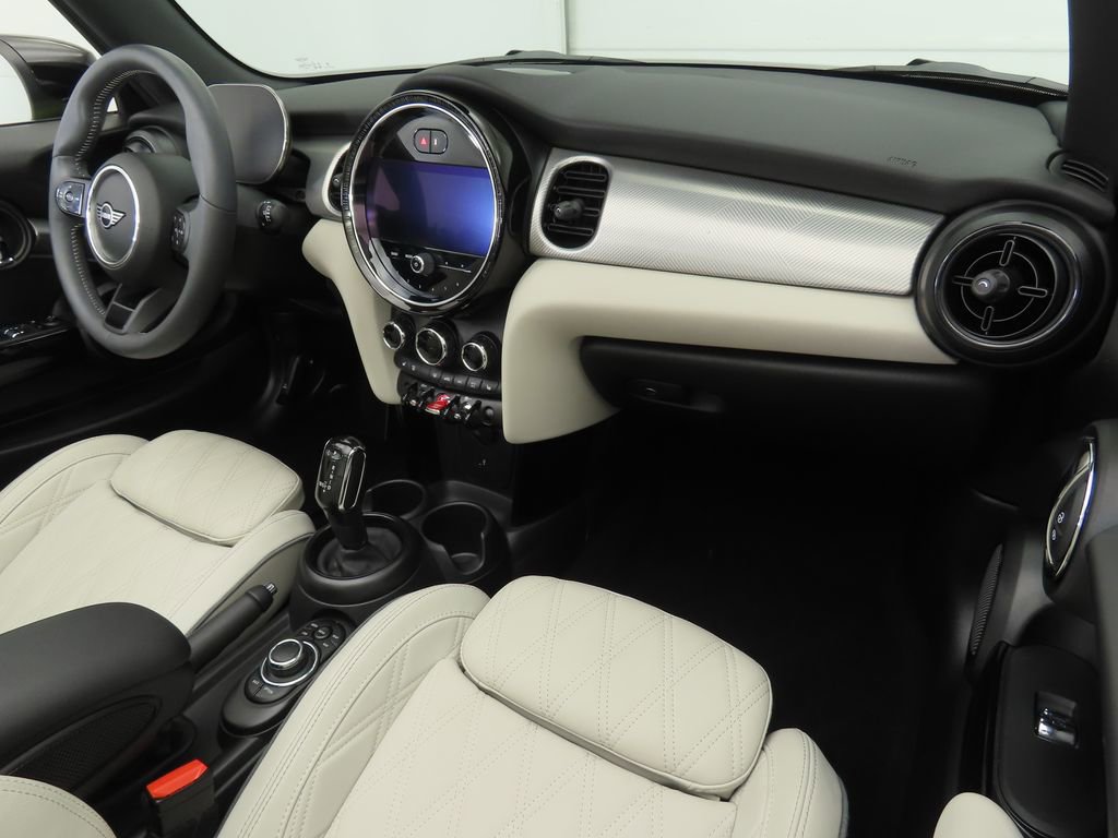 Certified 2024 MINI Cooper Convertible w/ Signature Upholstery Package image 17