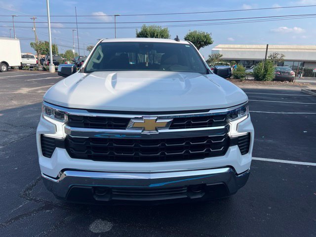 Used 2023 Chevrolet Silverado 1500 LT AWD/4WD image 10