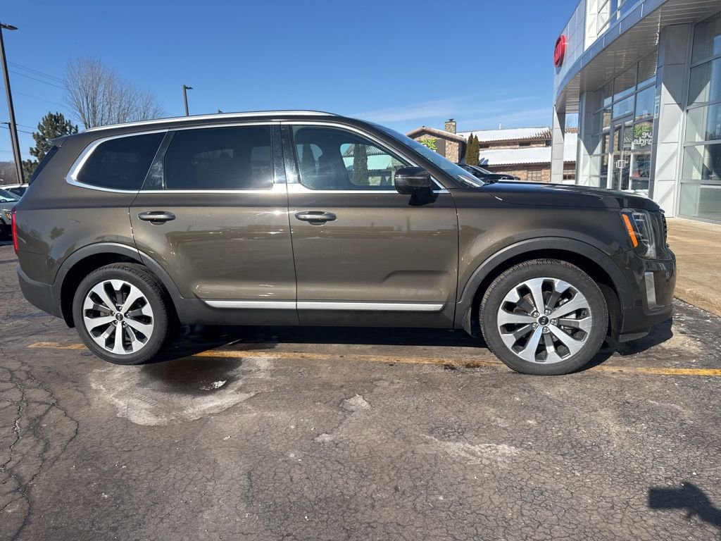 Used 2020 Kia Telluride S w/ S 8 Passenger Seating Package image 13