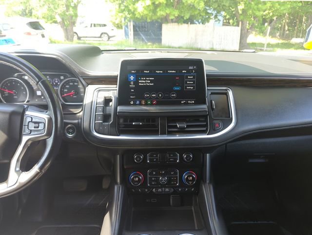 Used 2021 Chevrolet Suburban Premier w/ Premium Package AWD/4WD image 21