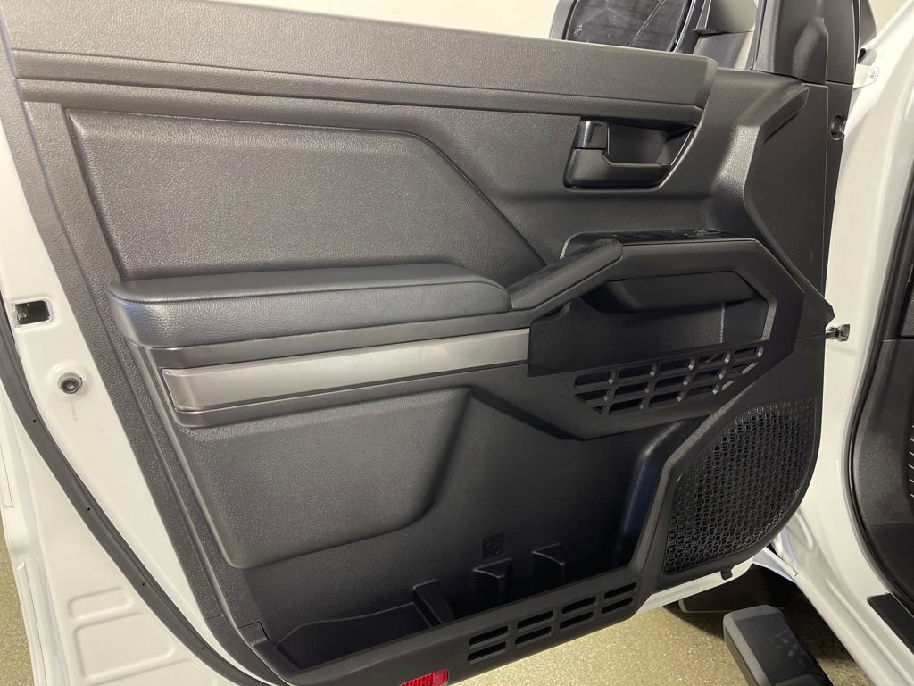 Certified 2025 Toyota Tacoma SR5 image 17