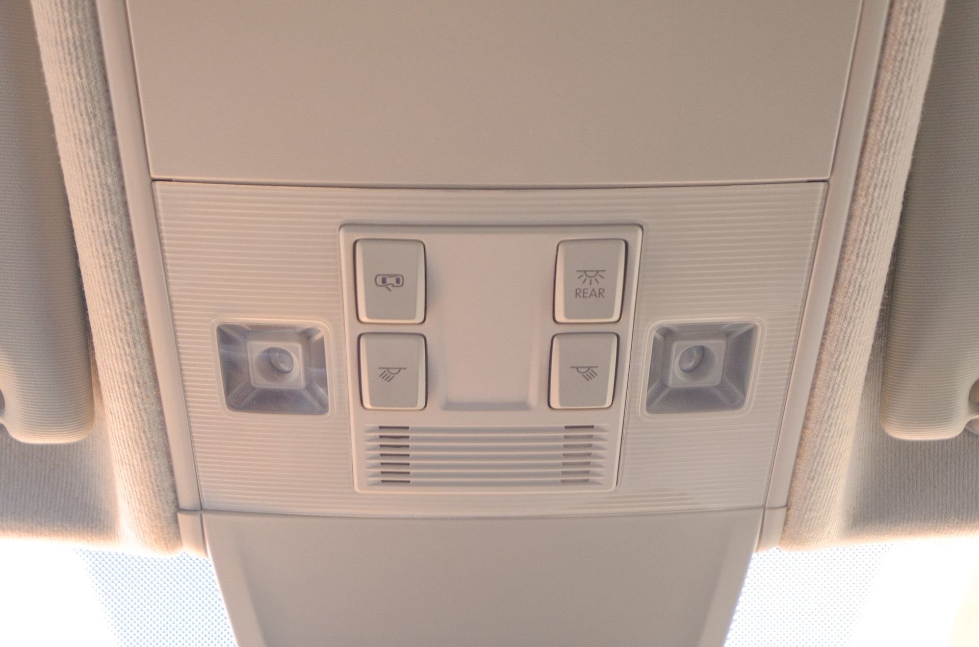 Used 2024 Volkswagen Tiguan S image 34