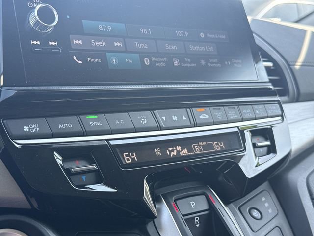 Used 2025 Honda Odyssey EX-L image 18