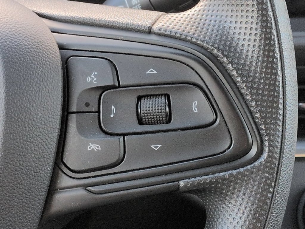 Used 2026 Buick Envista Preferred FWD image 21