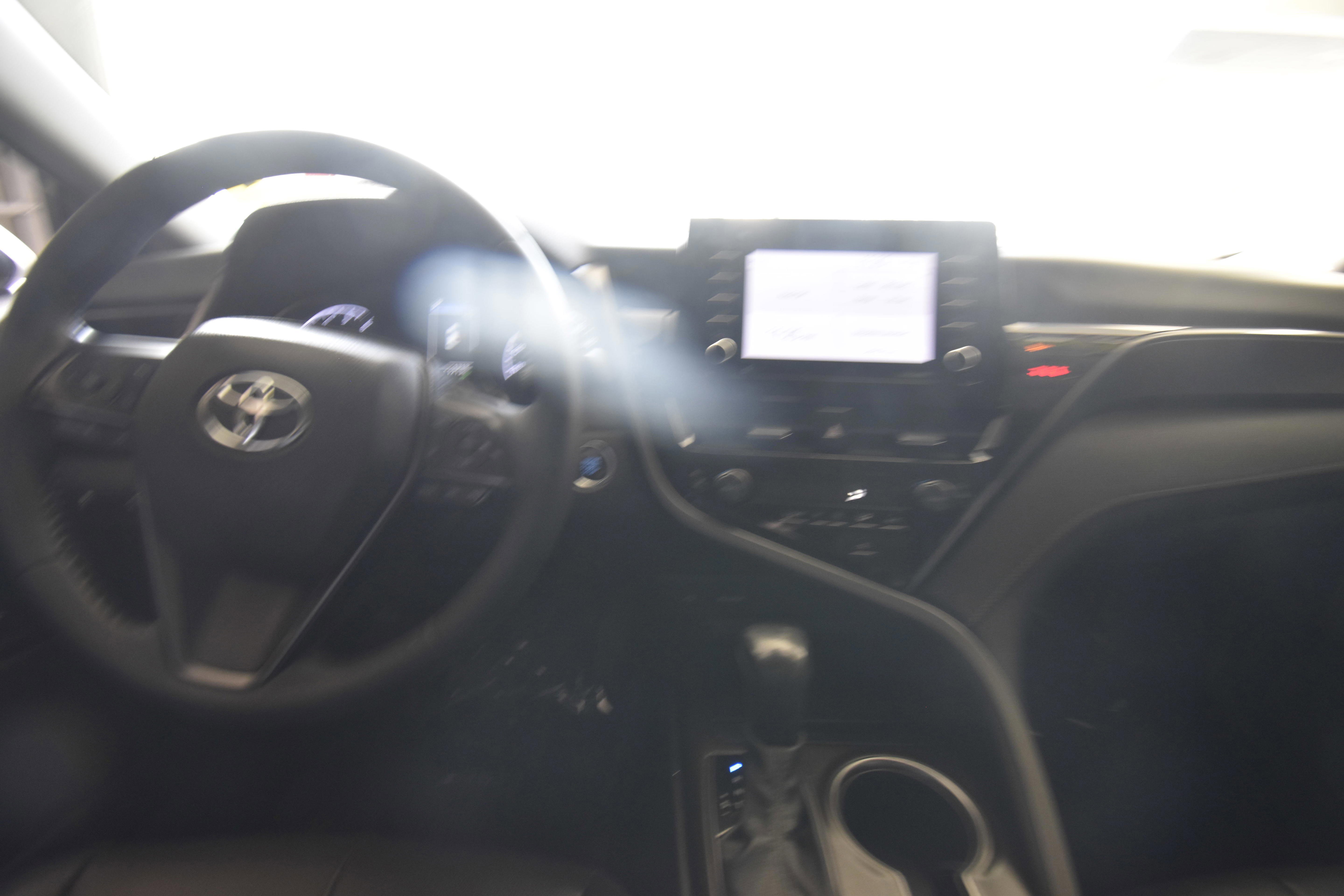 Used 2022 Toyota Camry SE image 11
