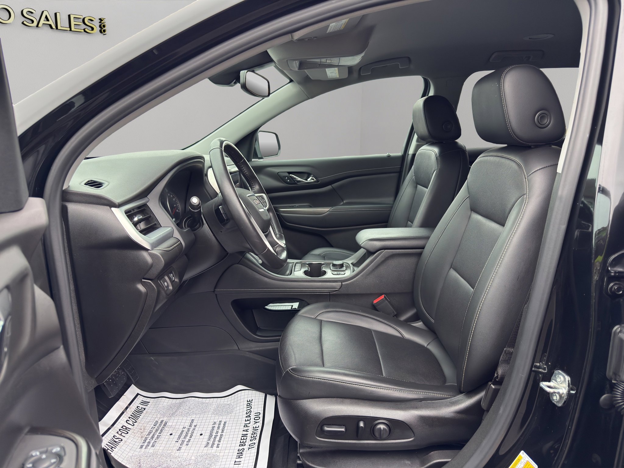 Used 2021 GMC Acadia SLT w/ Elevation Edition image 9