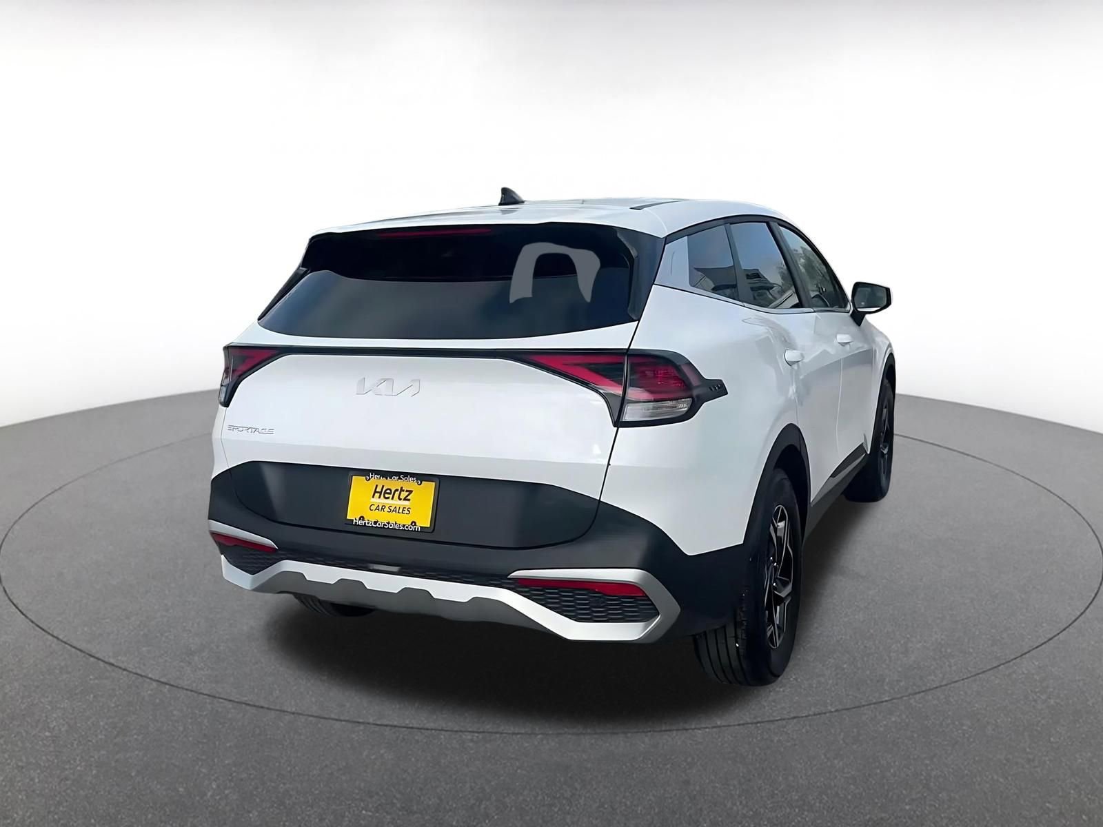 Used 2025 Kia Sportage LX image 15