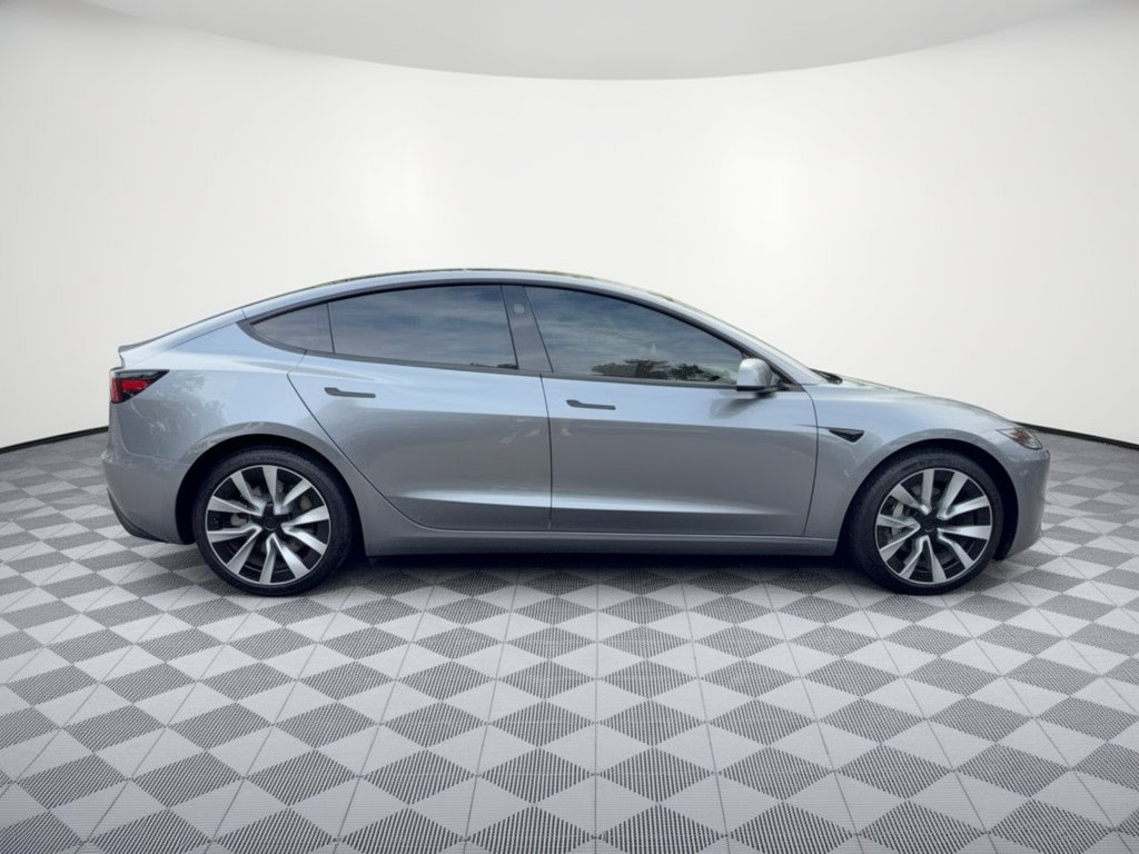 Used 2025 Tesla Model 3 Long Range RWD image 8