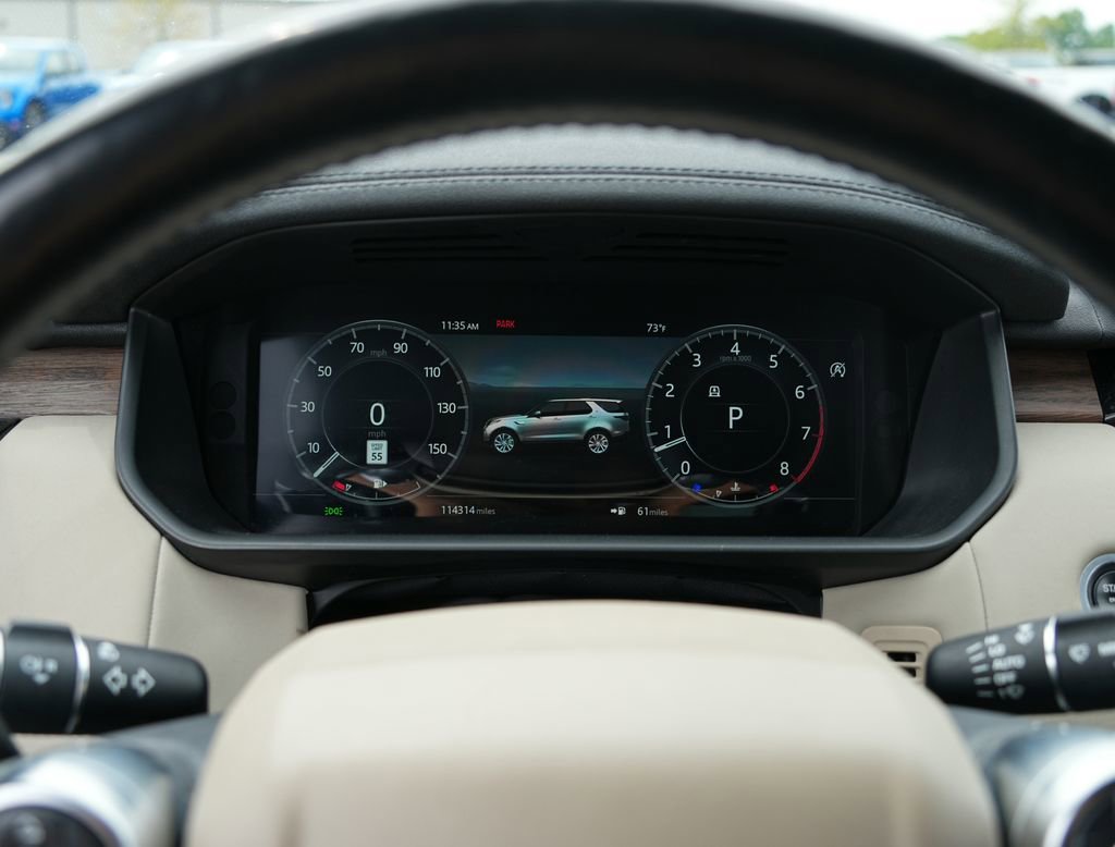 Used 2018 Land Rover Discovery HSE AWD/4WD image 15